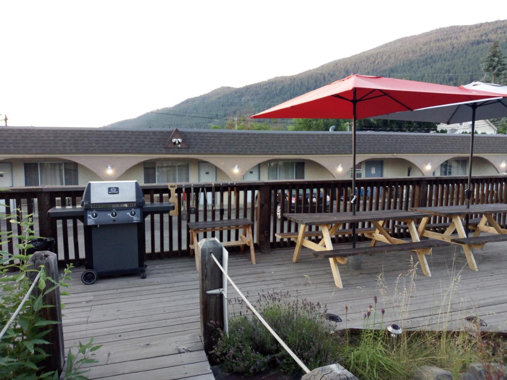 Magnuson Hotel Creston Bagian luar foto