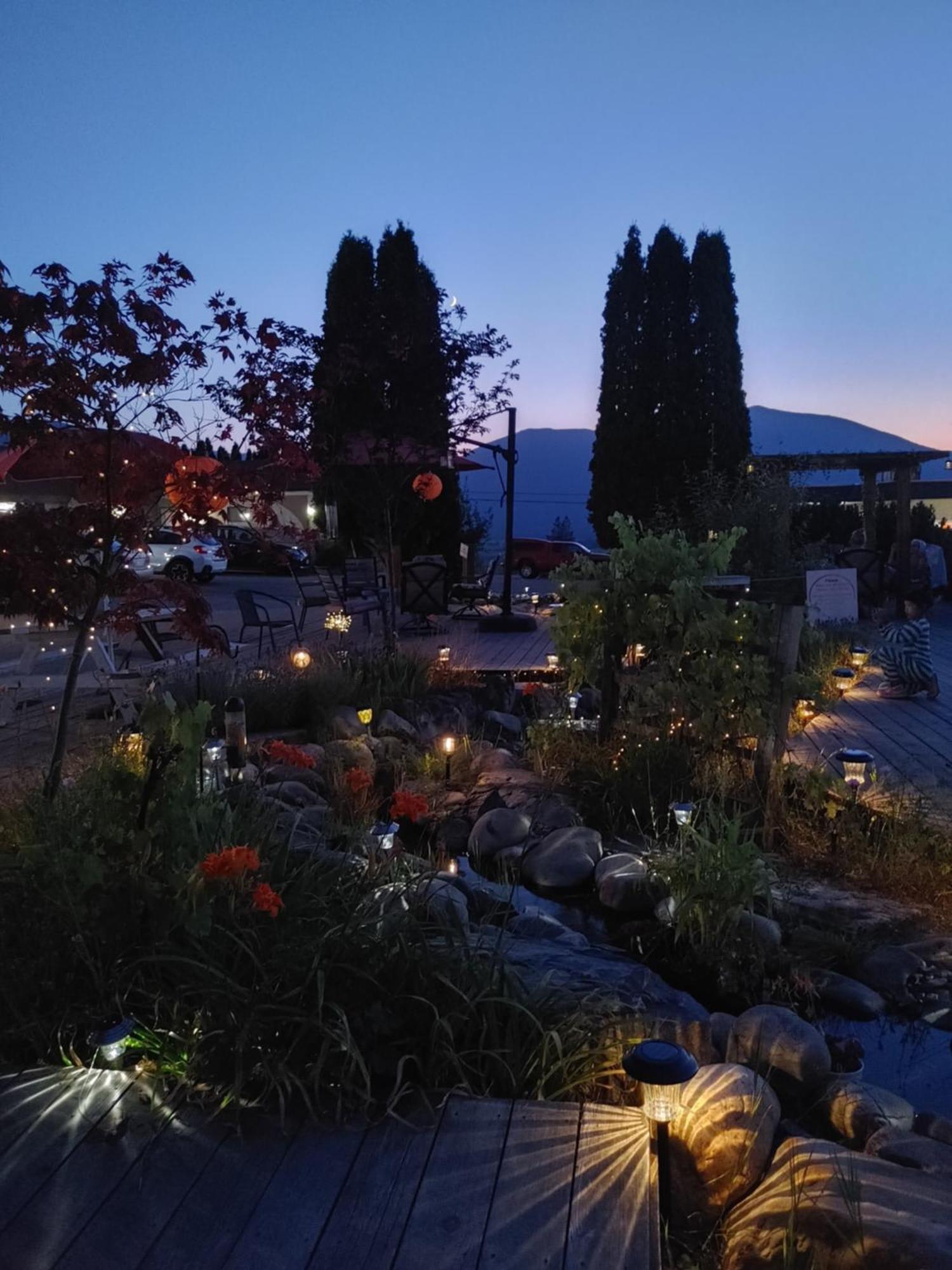 Magnuson Hotel Creston Bagian luar foto