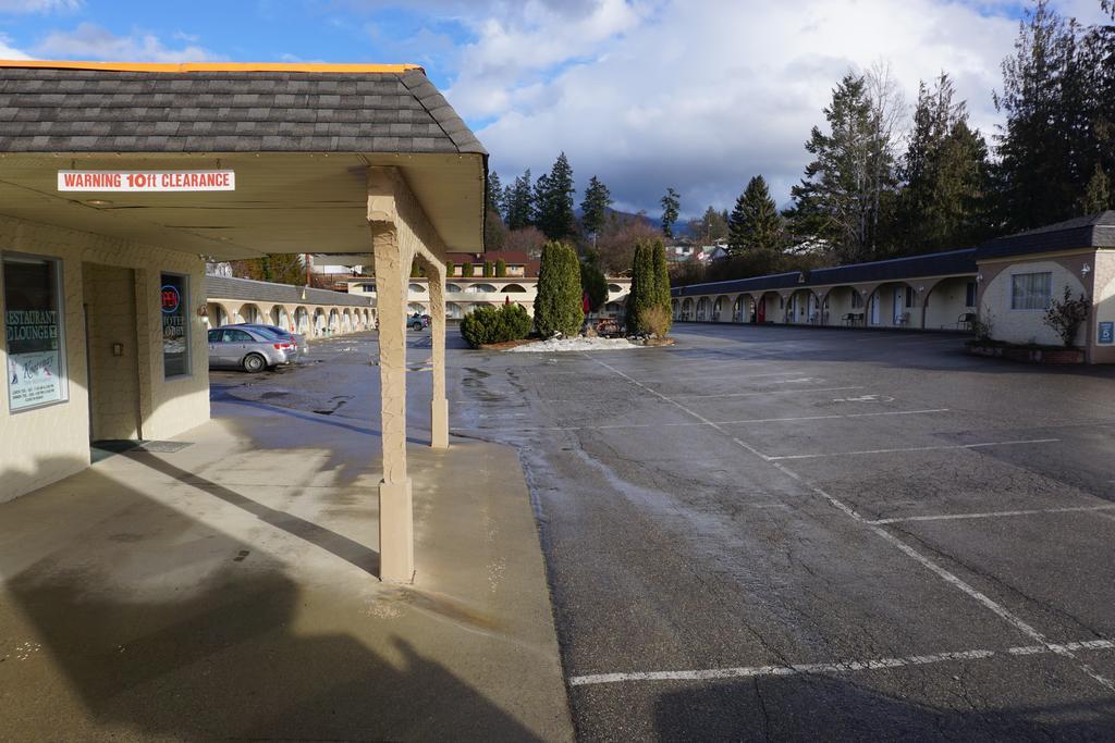 Magnuson Hotel Creston Bagian luar foto