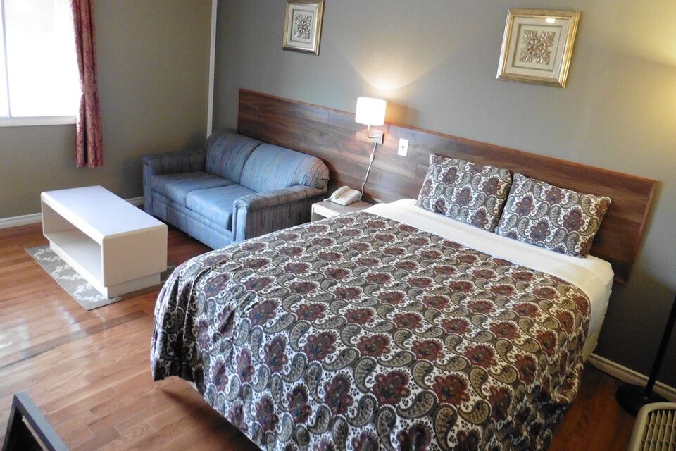 Magnuson Hotel Creston Bagian luar foto
